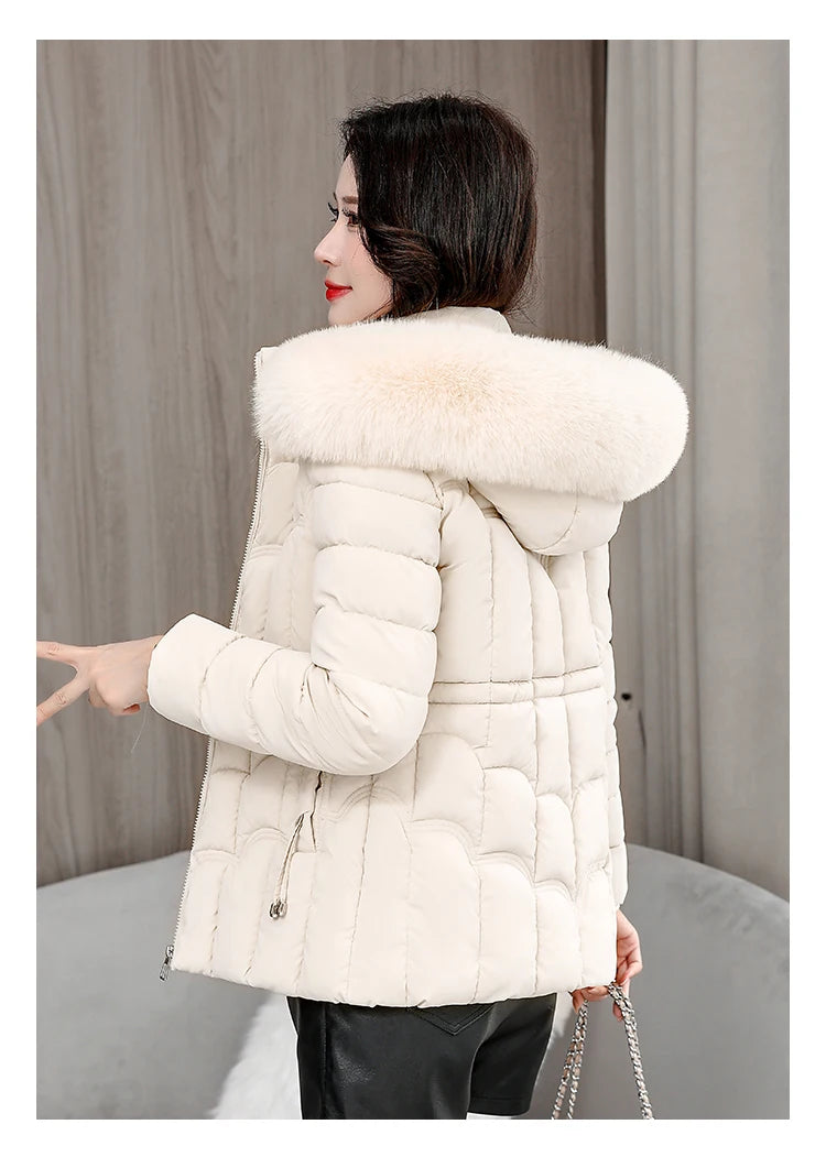 Winter 2025 New Down Jacket Women Parkas Fashion High-Quality Warm Cotton Padded Coat Ladies Short Overcoat Hooded